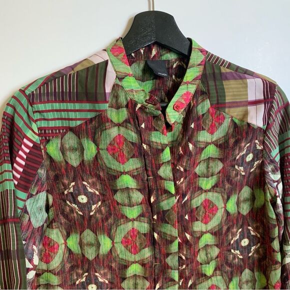 Sacada Abstract Red Green Long Sleeve Button Up Top Size Small - Picture 10 of 15